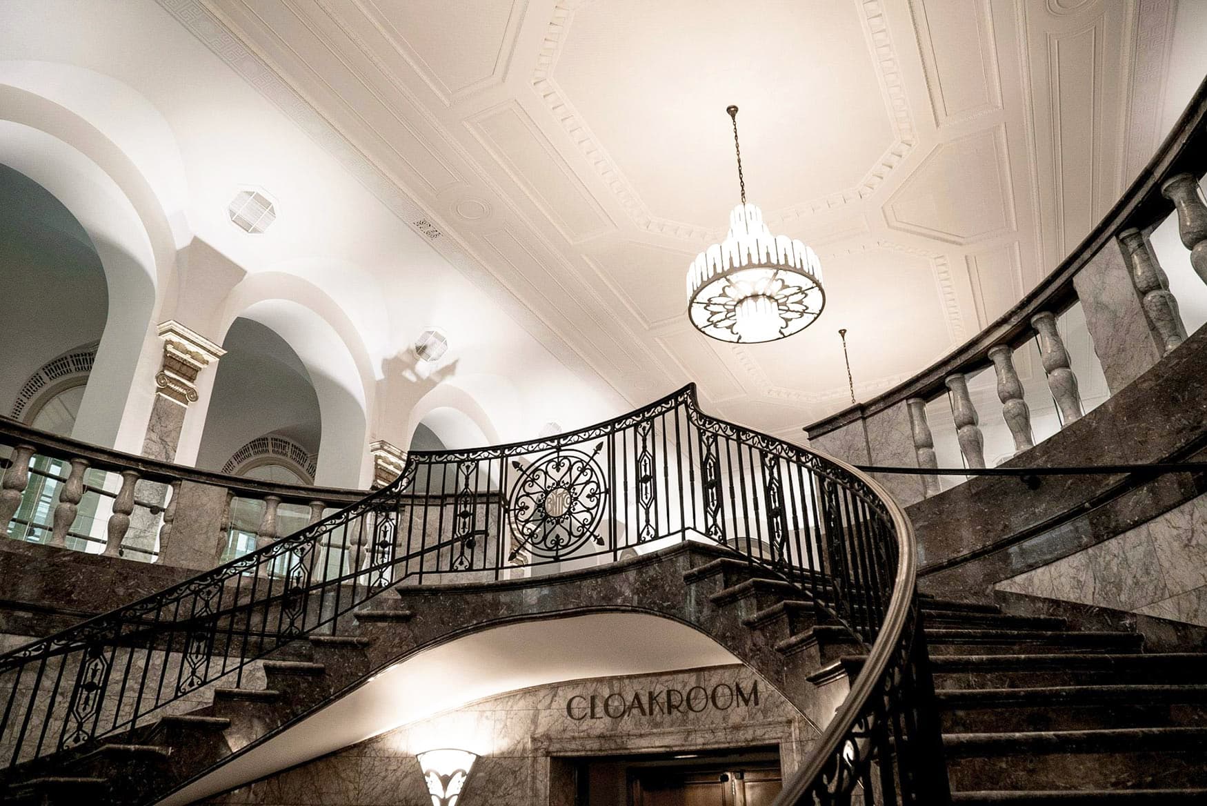 Empty 48 Wall Street