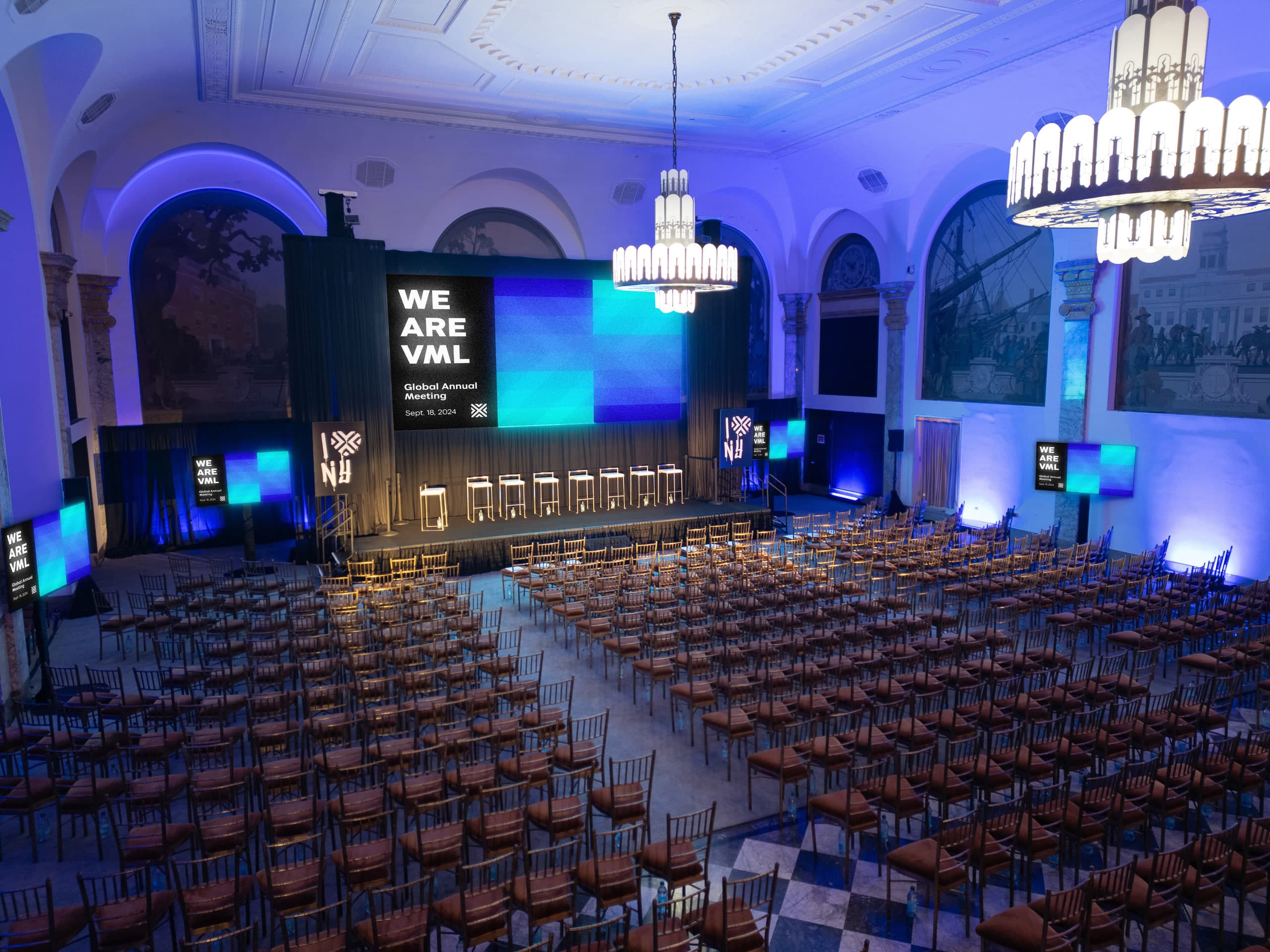 Sound system and stage engineering at 48 Wall Street, Lower Manhattan